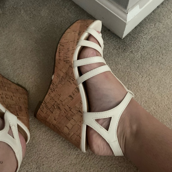 wedges - Picture 3 of 5